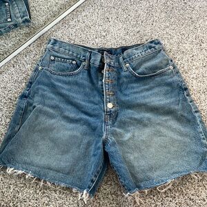 lucky brand traveler shorts size 14